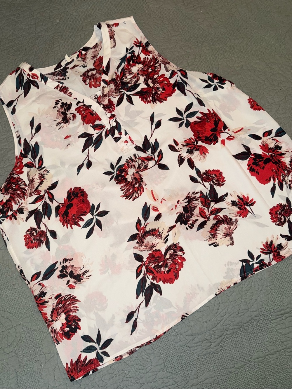Maurices White Sleeveless Floral V-Neck Tank with Red Blooms - Picture 3 of 4